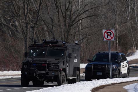 burnsville minnesota shooting suspect|Suspect named in Minnesota shooting that killed 2 officers, .